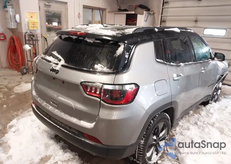2021 Jeep Compass Altitude Fwd из США, поврежденный, VIN 3C4NJCBB5MT587162